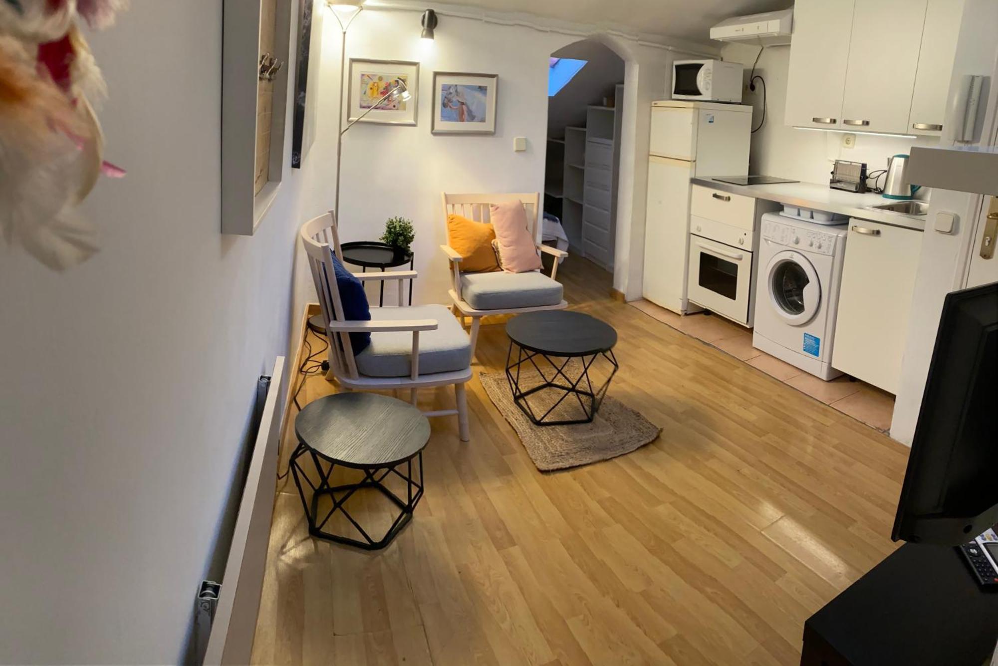 San Bernabe, Apartamento Para 2 En Las Vistillas Junto A Metro Puerta De Toledo Madrid Eksteriør bilde